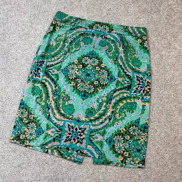 * J. Crew The Pencil Skirt Office Medallion Print Power Dressing Sz 4    - S2378 - Picture 1 of 3